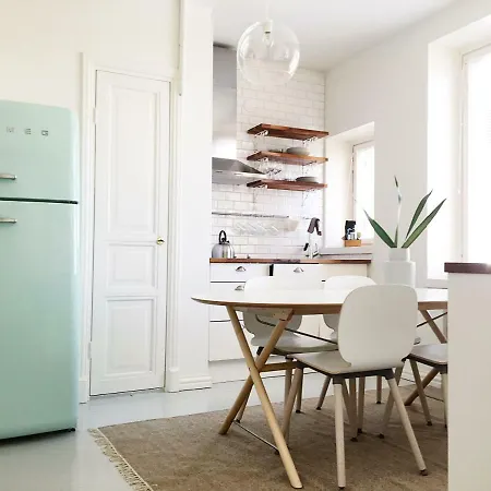 Magnificent Sea View! Luminous 1 Bedroom For Max 4 Apartman *