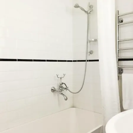 Апартаменты Magnificent Sea View! Luminous 1 Bedroom For Max 4 *