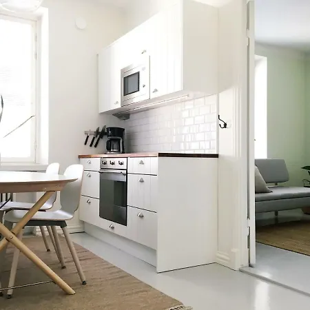 Апартаменты Magnificent Sea View! Luminous 1 Bedroom For Max 4 *